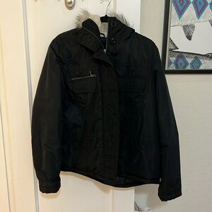 Black puffer jacket bomber